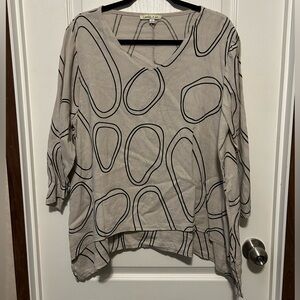Camille & Co Taupe Top with Black Abstract Ovals - Size Small 100% Linen